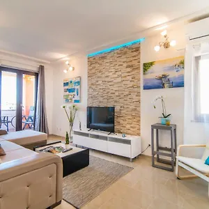 Apartament Charming House On The And Deluxe, Pula